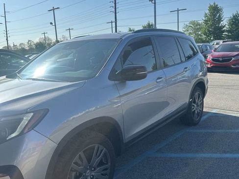 Used 2022 Honda Pilot Sport image 2