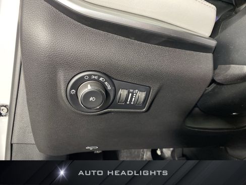 New 2026 Jeep Compass Limited image 22