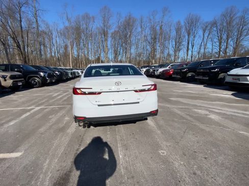 Certified 2025 Toyota Camry SE image 15