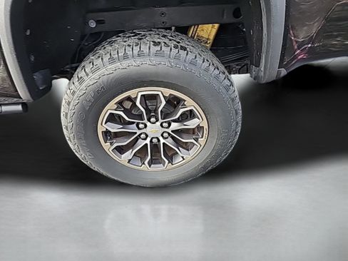 Used 2020 Chevrolet Colorado ZR2 image 14