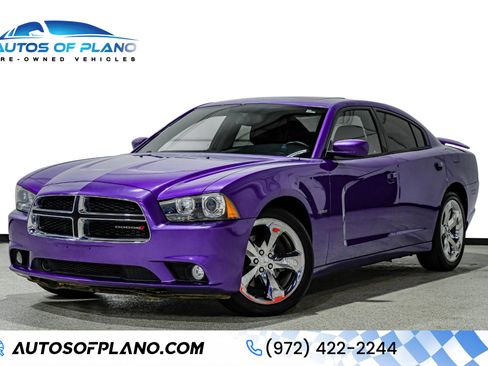 Used 2014 Dodge Charger R/T image 1