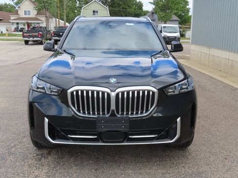 Used 2025 BMW X5 xDrive40i AWD/4WD image 12