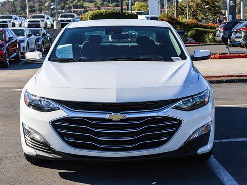 Used 2023 Chevrolet Malibu LT image 17