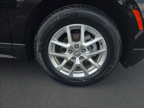 Used 2023 Chevrolet Equinox LS FWD image 28