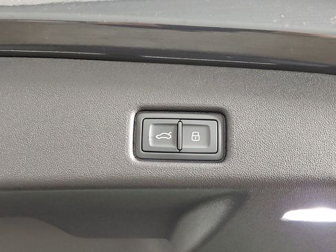 New 2025 Audi Q5 Premium Plus image 20