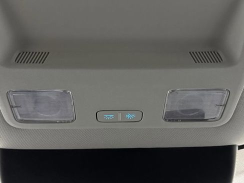 Used 2023 Ford Maverick XL image 23