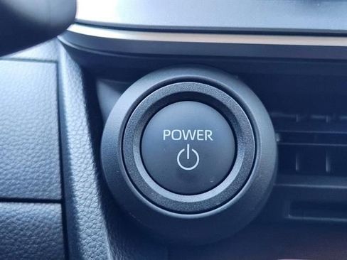 New 2026 Toyota Prius Plug-In Hybrid FWD image 16