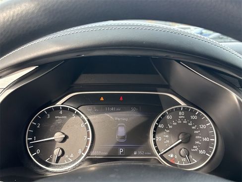 Used 2023 Nissan Murano S image 15