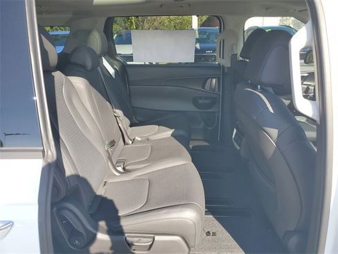 New 2026 Kia Carnival SX Prestige image 12