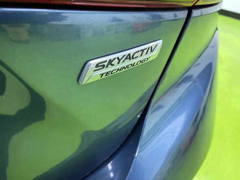 Used 2017 MAZDA MAZDA3 Touring image 15