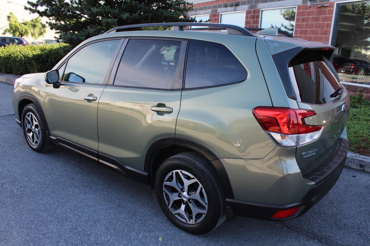 Used 2019 Subaru Forester Premium w/ All-Weather Package AWD/4WD image 7