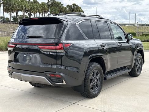 New 2026 Lexus LX 700h Overtrail AWD/4WD image 11