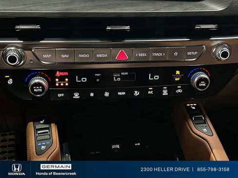 Used 2025 Kia Telluride SX Prestige X-Line AWD/4WD image 24