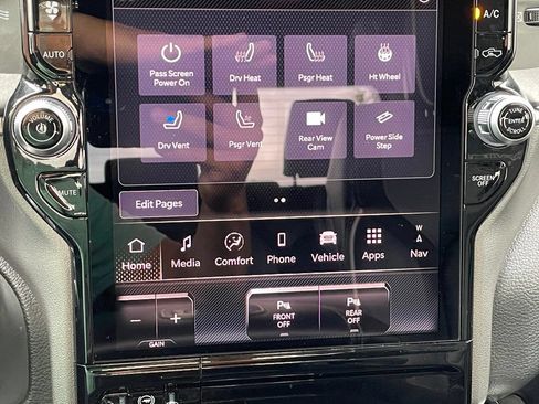 Used 2025 RAM 1500 Laramie w/ Night Edition AWD/4WD image 46
