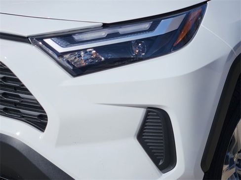 New 2025 Toyota RAV4 LE image 6