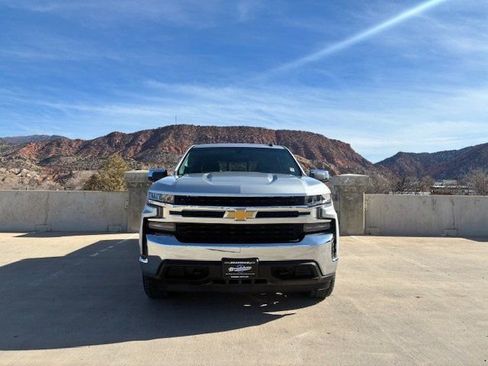 Used 2020 Chevrolet Silverado 1500 LT w/ All-Star Edition image 5