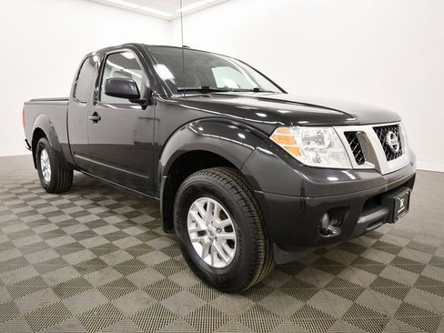 Used 2017 Nissan Frontier SV w/ SV Value Truck Package image 10