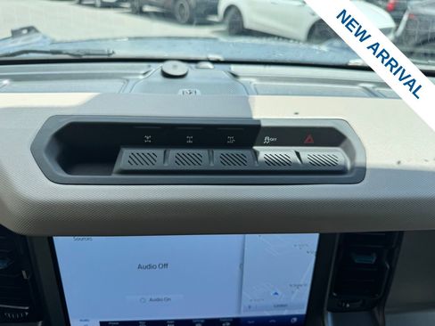 Used 2024 Ford Bronco Wildtrak AWD/4WD image 23