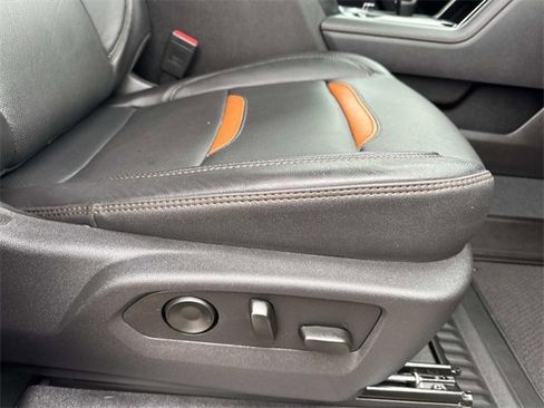 Used 2025 GMC Sierra 1500 AT4 w/ AT4 Premium Package image 16