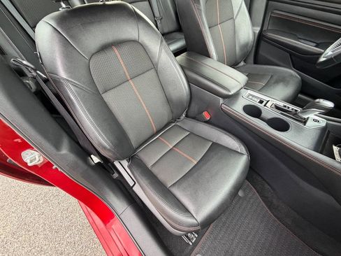 Used 2019 Nissan Altima 2.5 SR w/ SR Premium Package image 13