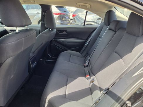 Used 2025 Toyota Corolla LE FWD image 27