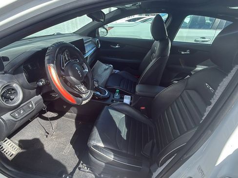 Used 2023 Kia Forte GT-Line w/ GT-Line Premium Package image 3