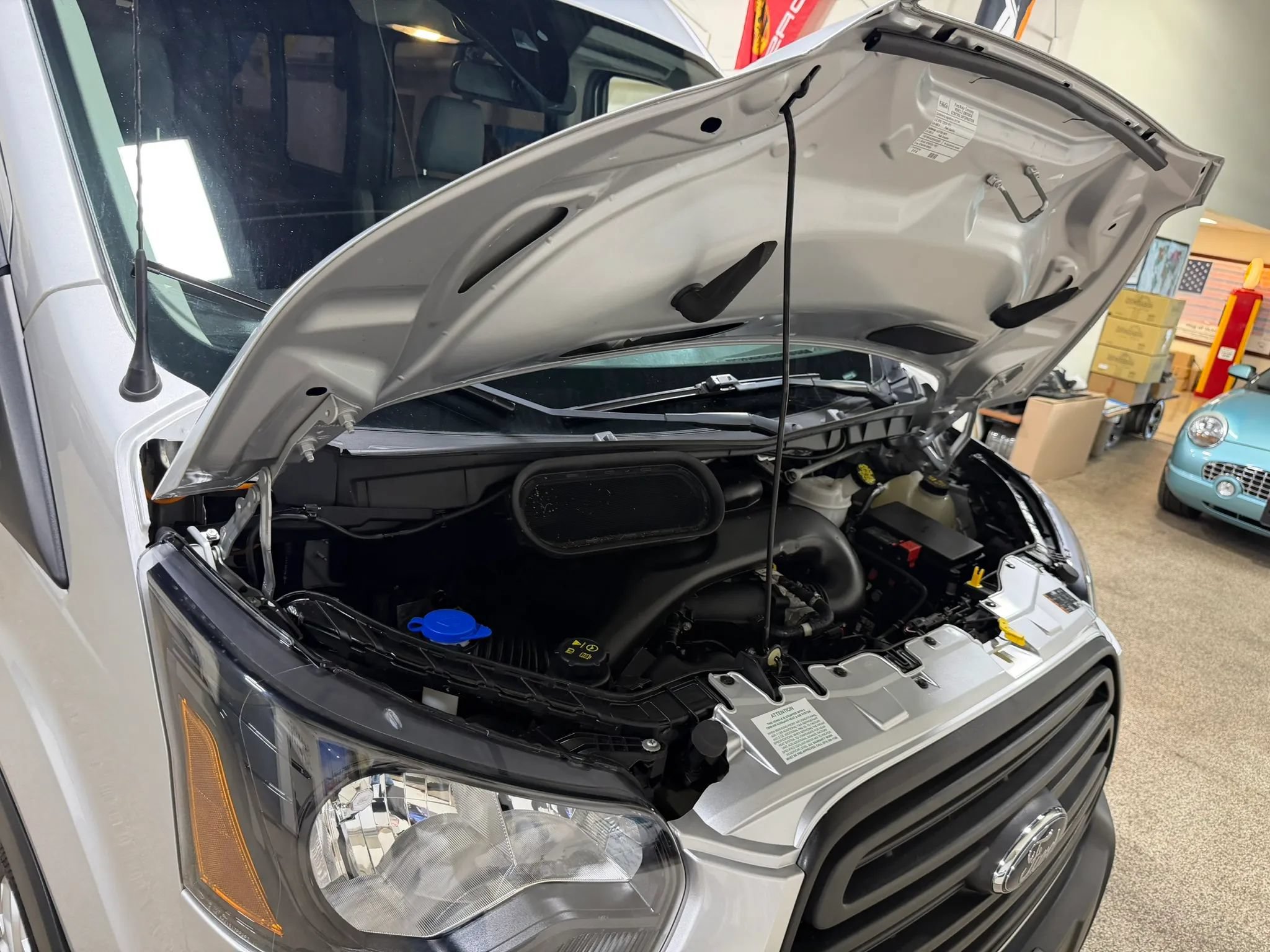 Used 2019 Ford Transit 250 148 Medium Roof RWD image 70