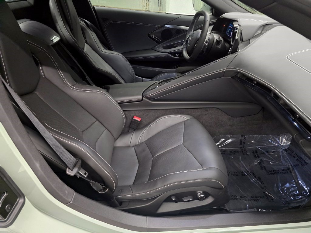 Used 2024 Chevrolet Corvette Stingray Preferred Conv w/ Stealth Interior Trim Package RWD image 38