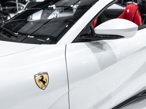 Used 2023 Ferrari 812 GTS RWD image 41