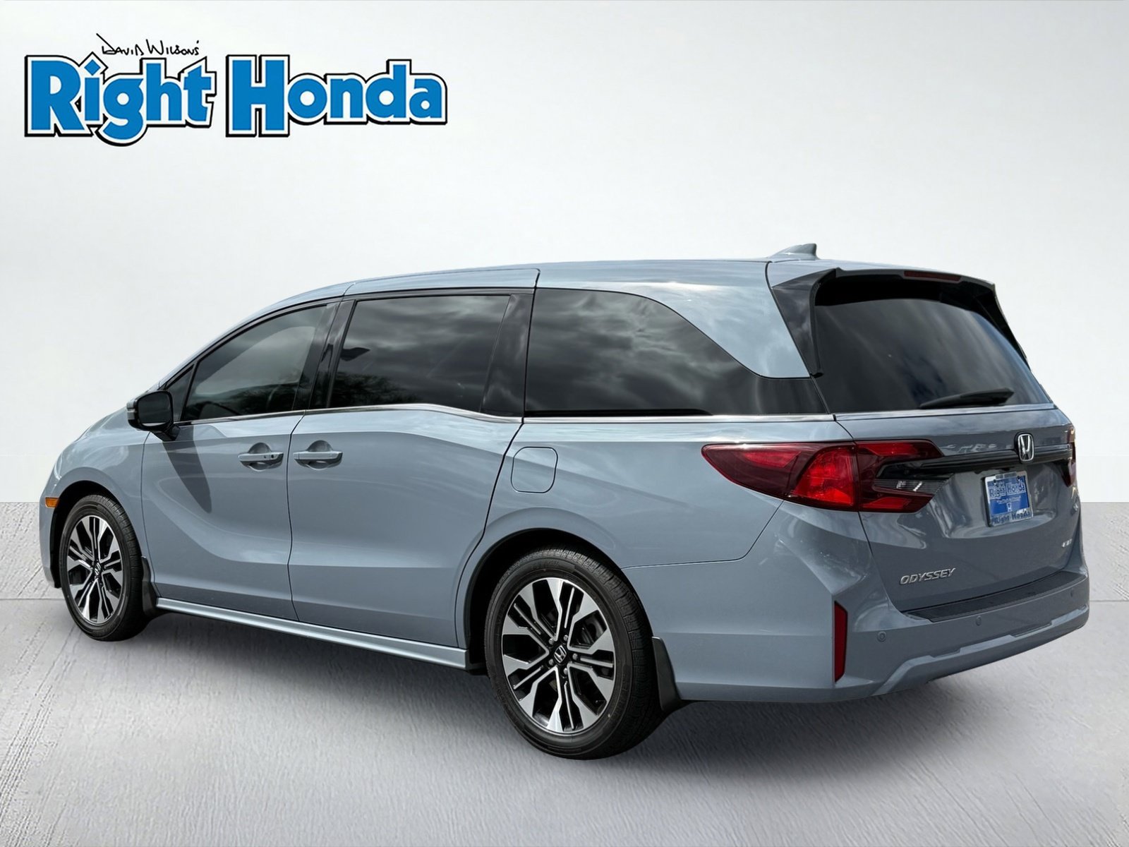 Used 2025 Honda Odyssey Elite image 4