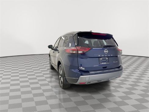 Certified 2024 Nissan Rogue SL image 9