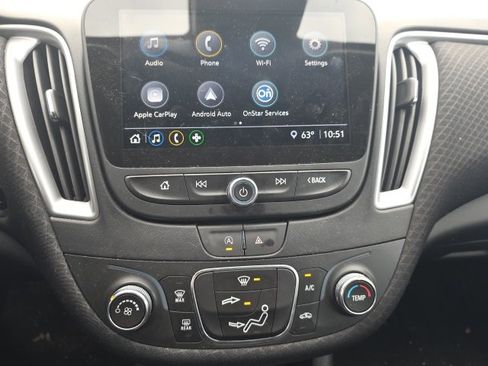 Used 2023 Chevrolet Malibu LS image 9