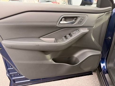 New 2026 Nissan Rogue Platinum w/ Platinum Premium Package image 10