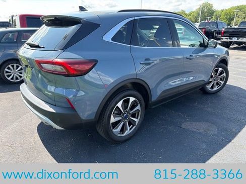 Used 2023 Ford Escape Platinum AWD/4WD image 6