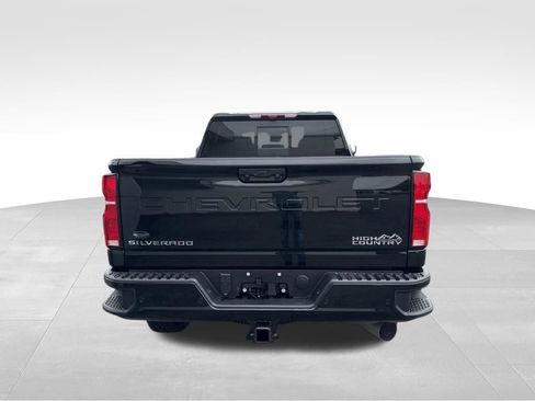 New 2026 Chevrolet Silverado 2500 High Country w/ High Country Premium Package AWD/4WD image 7