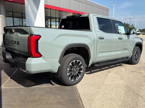 New 2026 Toyota Tundra Limited AWD/4WD image 7