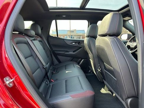 Used 2025 Chevrolet Equinox RS w/ Convenience Package III image 11