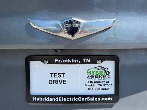 Used 2015 Hyundai Genesis 3.8 w/ Option Group 04 RWD image 2