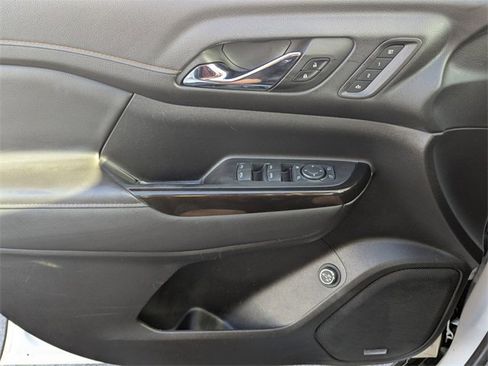 Used 2022 GMC Acadia AT4 w/ Technology Package image 42