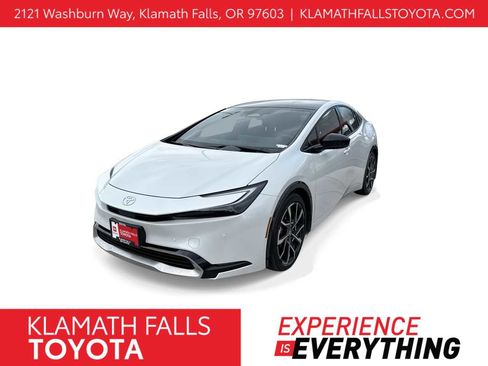 Used 2024 Toyota Prius Prime image 1