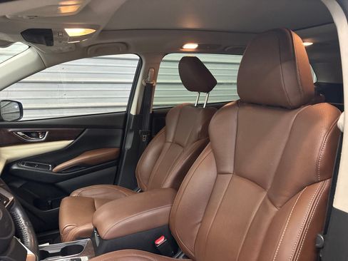 Used 2019 Subaru Ascent Touring w/ Popular Package #3 AWD/4WD image 9