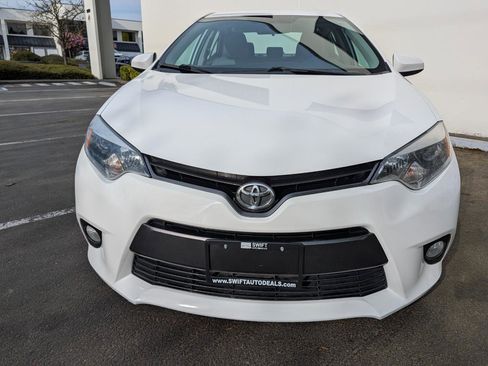 Used 2016 Toyota Corolla LE image 2