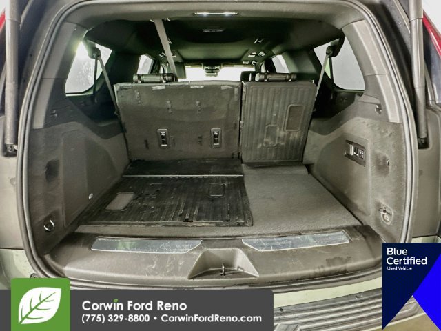 Used 2023 Cadillac Escalade ESV Sport w/ Touring Package AWD/4WD image 32