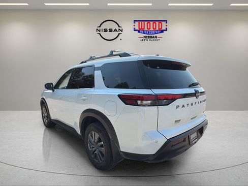 New 2026 Nissan Pathfinder SV AWD/4WD image 4