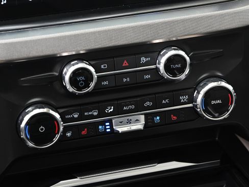 Used 2026 Ford F450 Platinum image 22