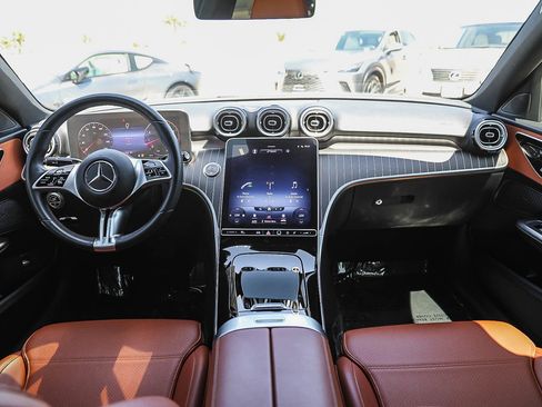 Used 2023 Mercedes-Benz C 300 Sedan image 12