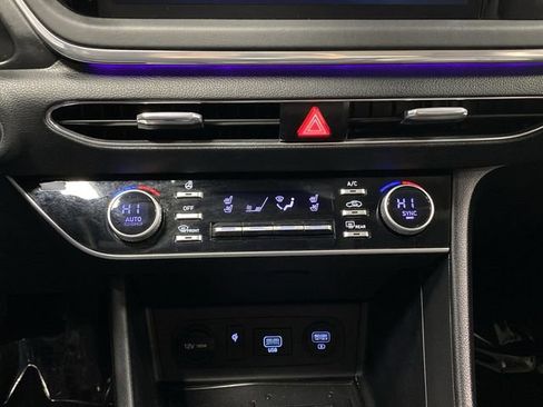Used 2020 Hyundai Sonata Limited image 19