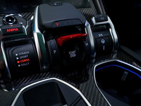 Used 2023 Lamborghini Urus Performante image 46