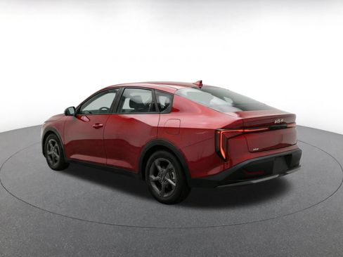 Used 2025 Kia K4 FWD image 7