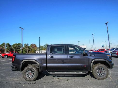 New 2026 GMC Sierra 1500 AT4X image 3